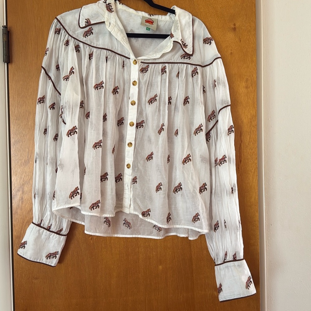 FARM RIO Women's Embroidered Horse Blouse